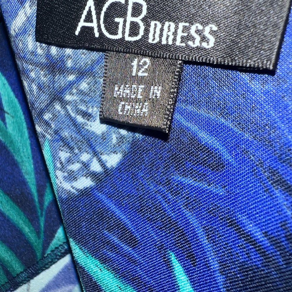 Gorgeous floral sleeveless shift blues and greens AGB size 12 - Picture 4 of 6